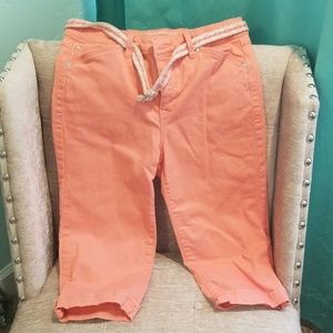 Gloria Vanderbilt capris